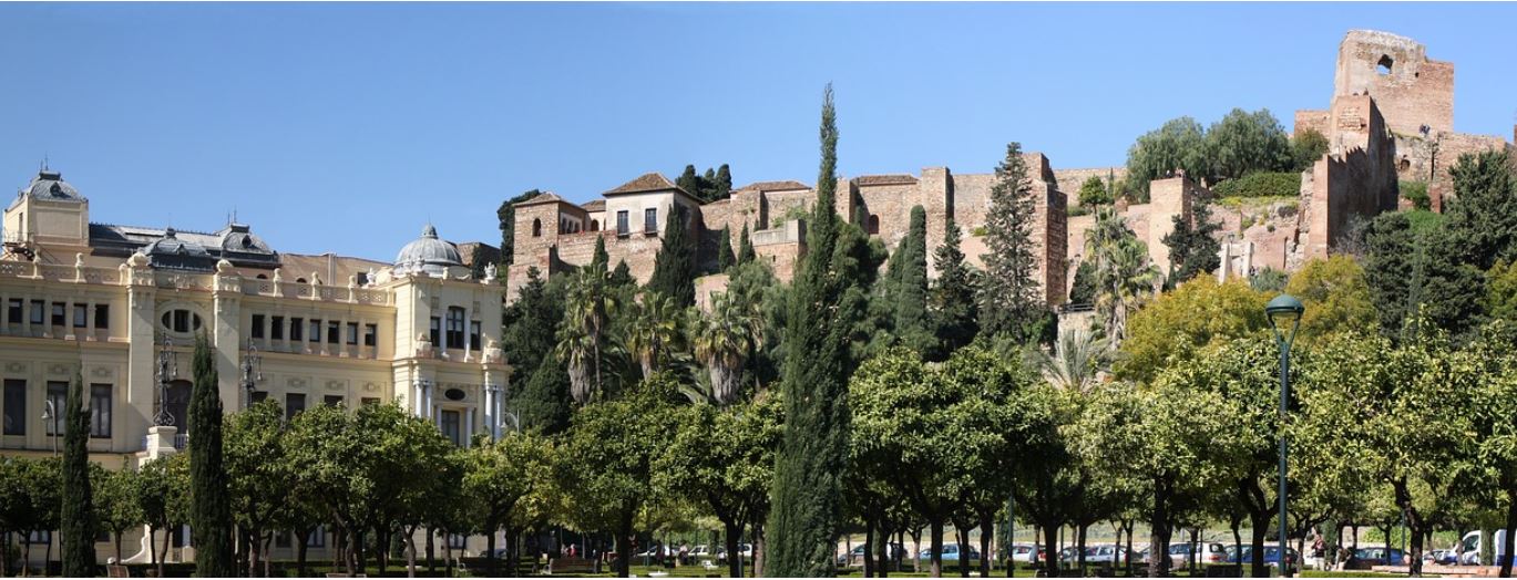 Alcazaba visita en Malaga viajes para solteros y viajeros singles