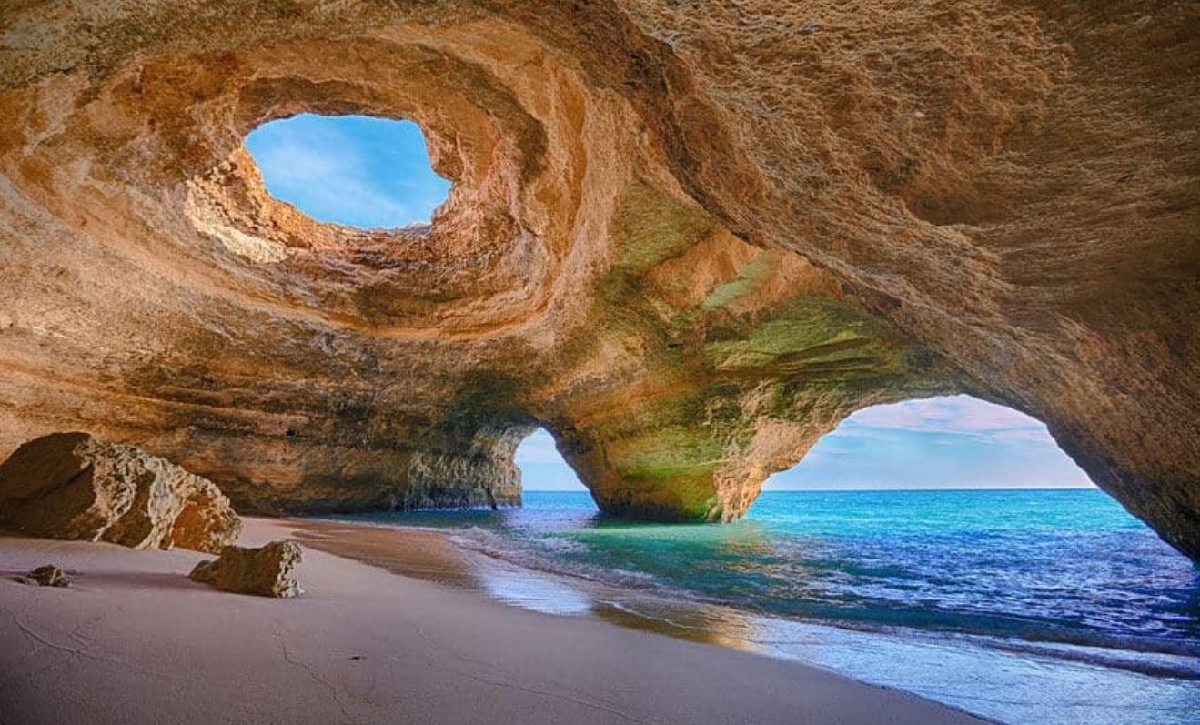 Playas algarve portugal viajes para solteros vacaciones singles