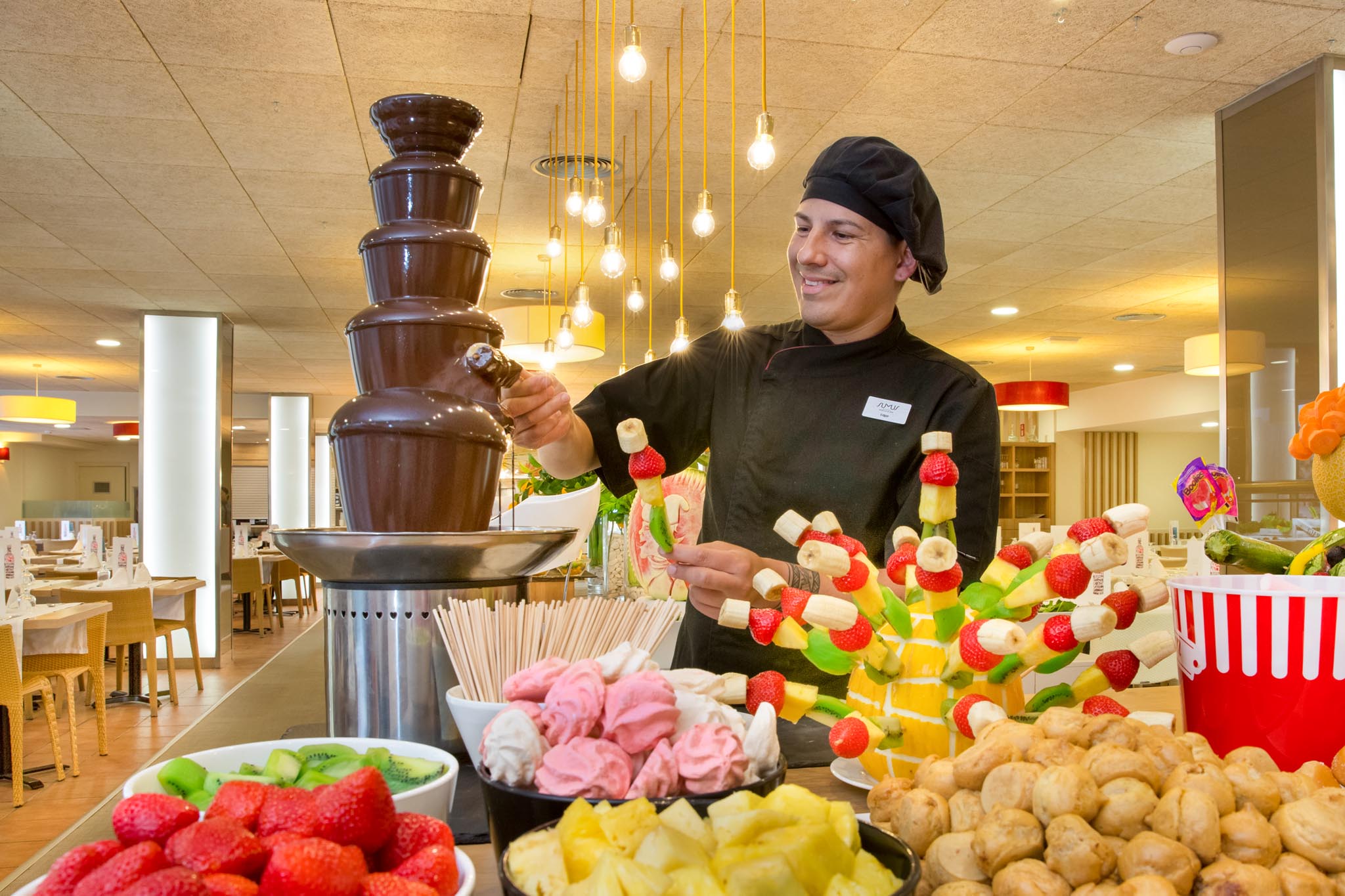 Buffet desayuno fuente chocolate Hotel Stella & Spa b2b Viajes