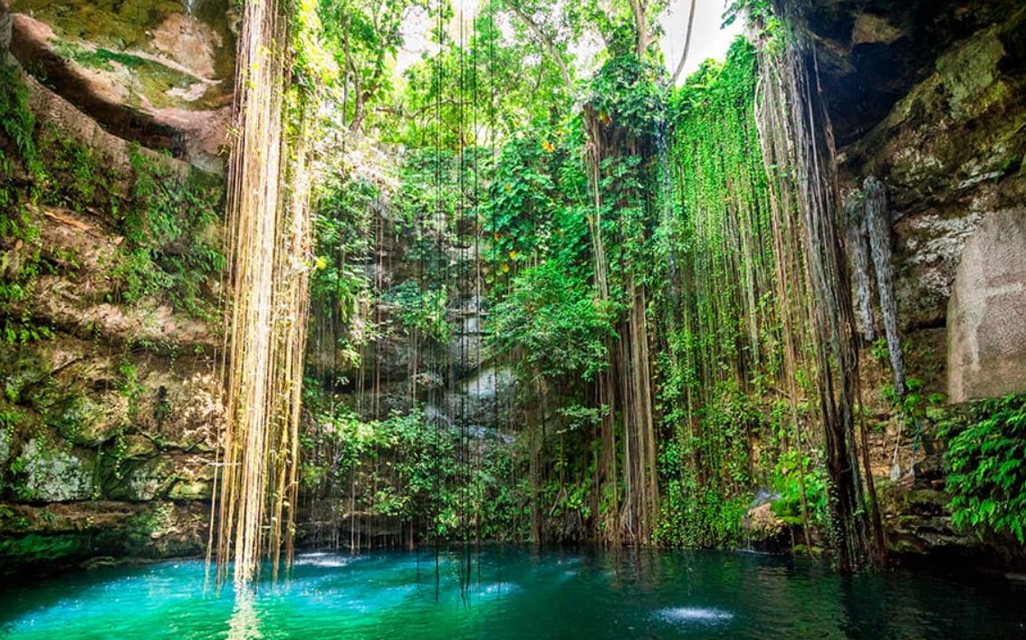 cenote azul cenote Ik Kil viajes singles