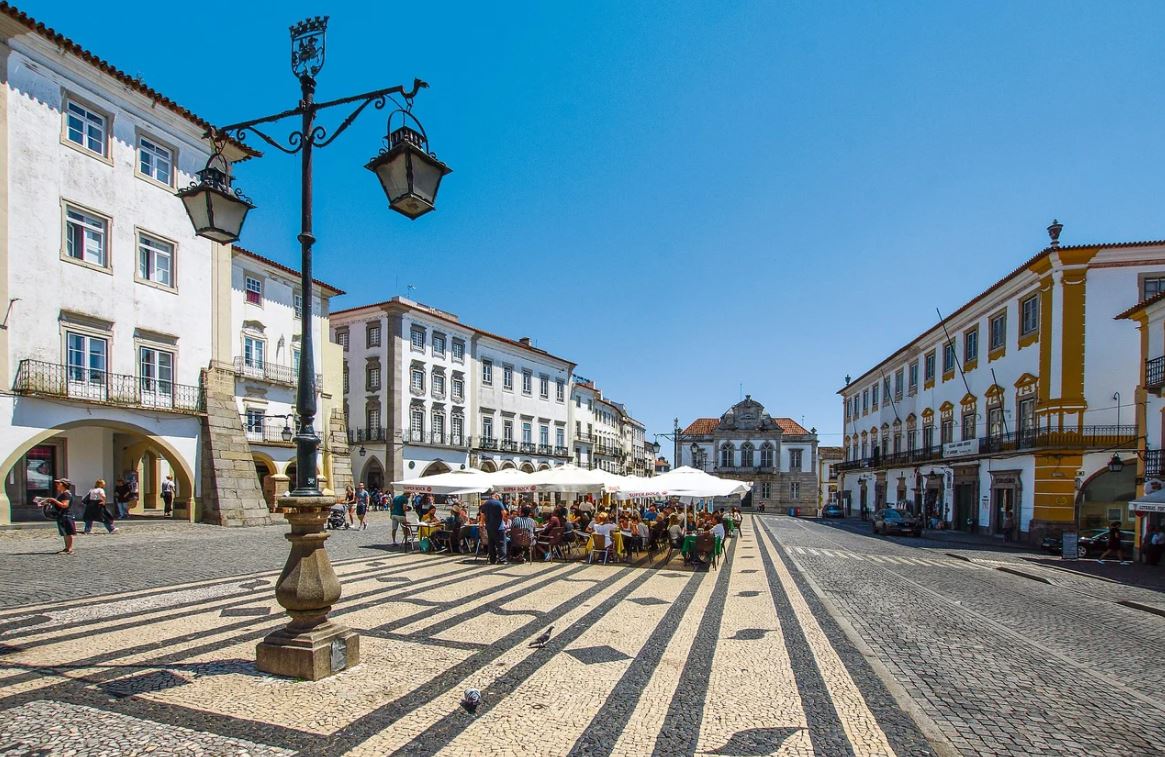 Evora Viajes y circuitos a Portugal de Vacaciones Singles