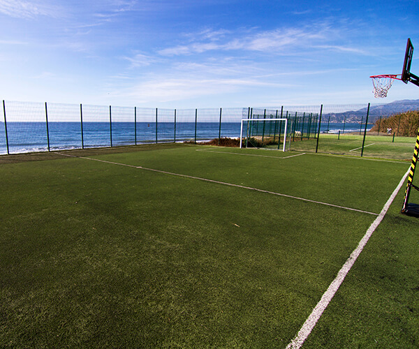 Hotel con campo de futbol