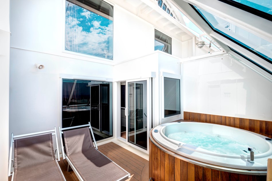 Suite Yatch Club Vacaciones Singles MSC Maraviglia