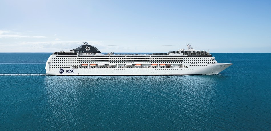 MSC Opera Navegando Portada