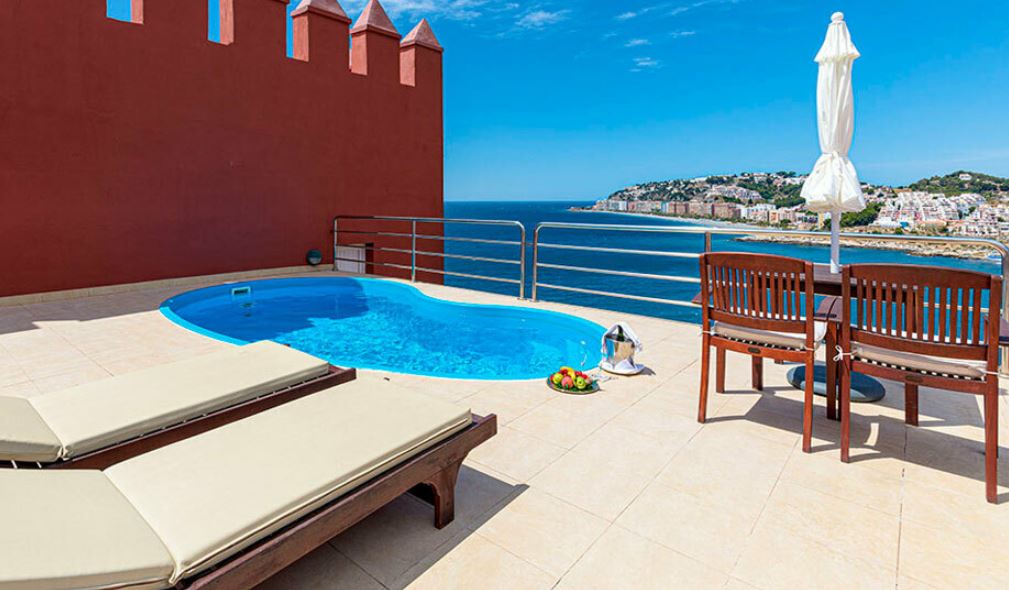 Hotel Playa Calida Almuñecar Granada Suite con terraza