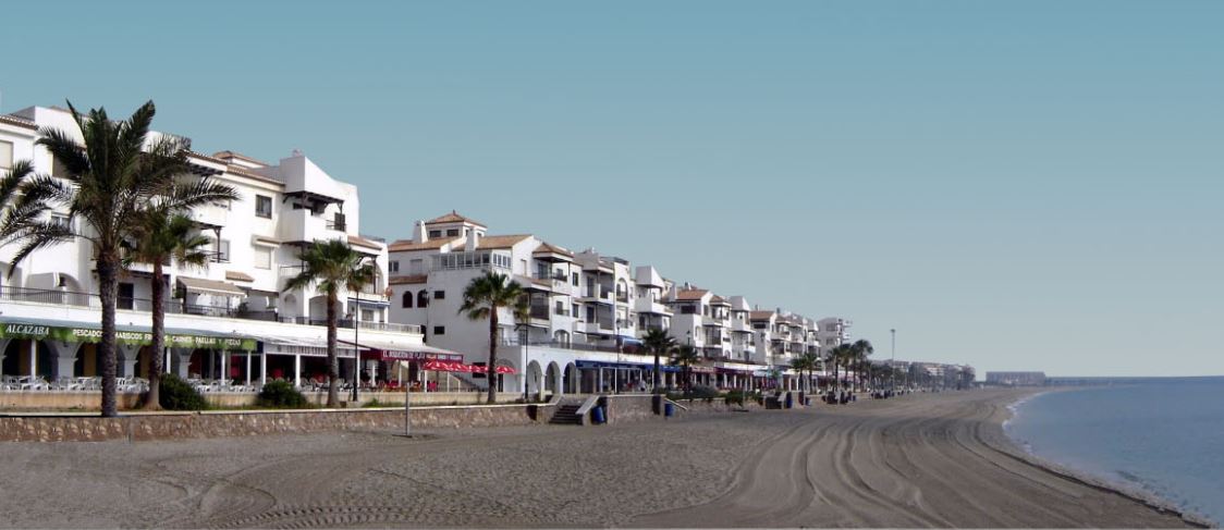 playa de la romanilla roquetas de mar b2bviajes